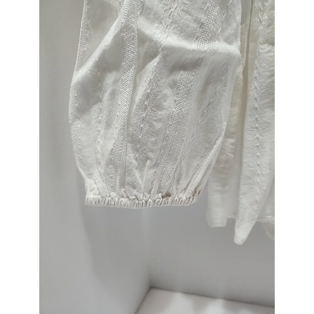 Universal Thread Top Medium Womens Ruffles - Picture 9 of 10